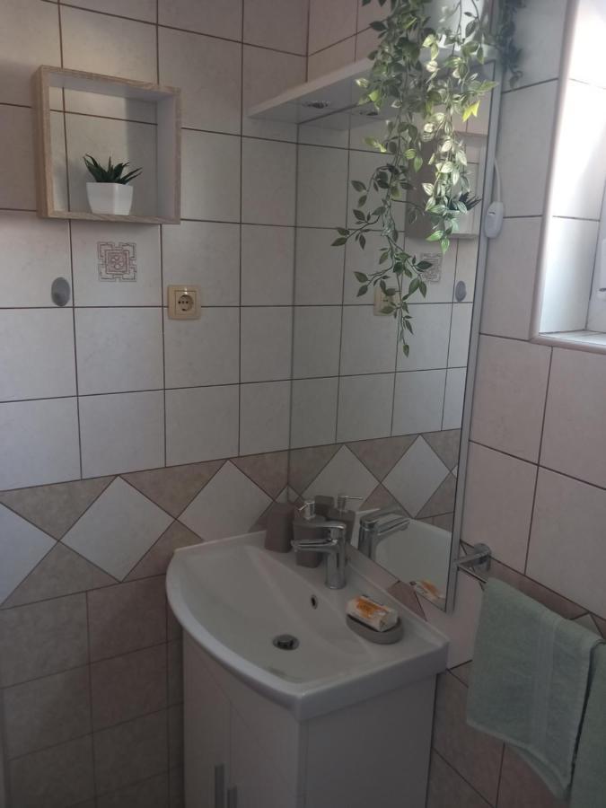 Apartman Petra Daire Palit Dış mekan fotoğraf